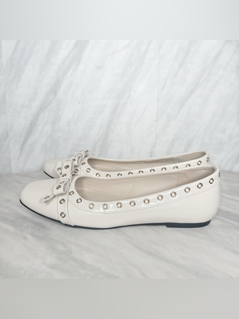 RACHEL Rachel Roy Ivory Studded Bow Ballet Flats 8